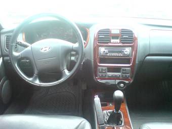 2005 Hyundai Sonata Wallpapers