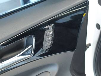 2010 Hyundai Sonata Wallpapers