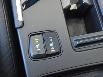 2010 Hyundai Sonata Photos
