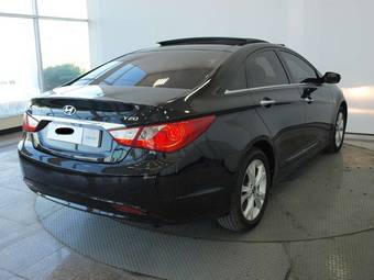 2010 Hyundai Sonata Pictures