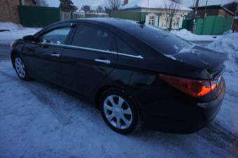 2010 Hyundai Sonata Pictures