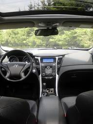 2010 Hyundai Sonata Pictures