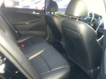 2011 Hyundai Sonata Images