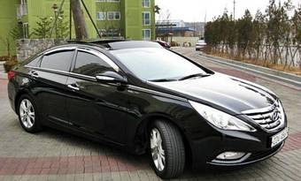 2011 Hyundai Sonata Pictures