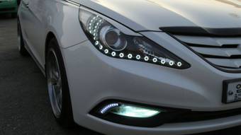 2011 Hyundai Sonata Images
