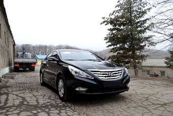 2011 Hyundai Sonata Photos