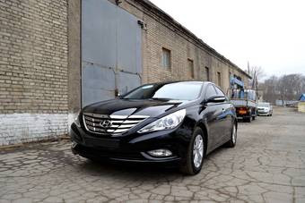 2011 Hyundai Sonata Pictures