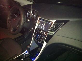 2011 Hyundai Sonata Pics