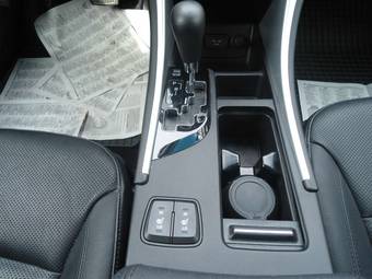 2011 Hyundai Sonata Wallpapers