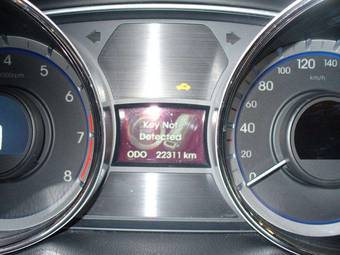 2011 Hyundai Sonata Images