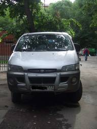 1999 Hyundai Starex Pictures