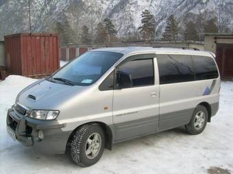 2000 Hyundai Starex Pictures