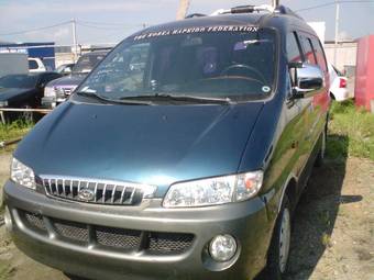 2000 Hyundai Starex Photos