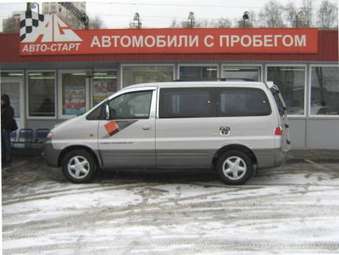 2001 Hyundai Starex Pictures