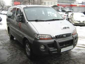 2001 Hyundai Starex Pics