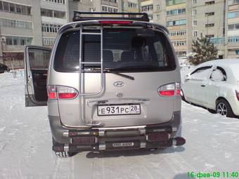 2001 Hyundai Starex Pictures