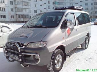 2001 Hyundai Starex Pics