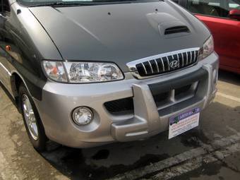 2001 Hyundai Starex Pics