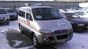 2002 Hyundai Starex Pictures