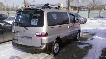 2002 Hyundai Starex Photos