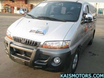 2002 Hyundai Starex Pictures