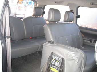 2002 Hyundai Starex Pictures