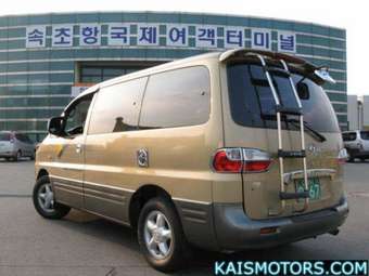 2002 Hyundai Starex Photos