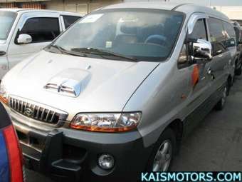 2002 Hyundai Starex Images