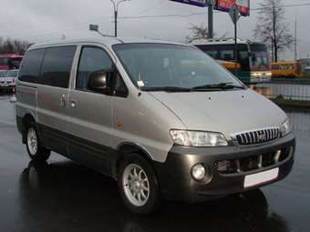 2002 Hyundai Starex Pics