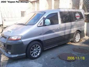 2002 Hyundai Starex Pictures