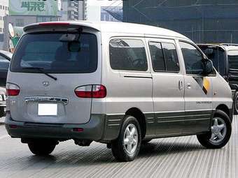 2002 Hyundai Starex Photos