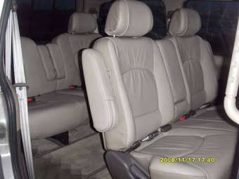 2002 Hyundai Starex Pics