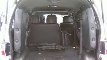 2002 Hyundai Starex Pictures