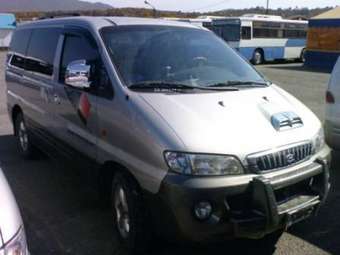 2002 Hyundai Starex Pictures