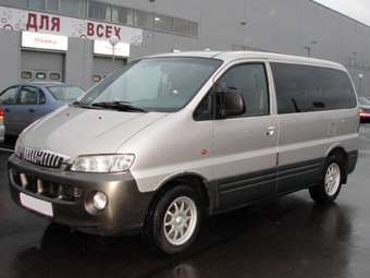 2002 Hyundai Starex Pictures