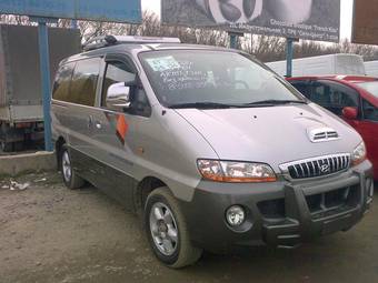 2002 Hyundai Starex