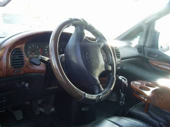 2002 Hyundai Starex Pics
