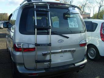 2002 Hyundai Starex Pictures