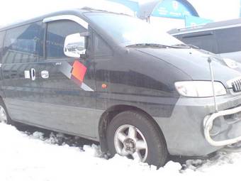 2002 Hyundai Starex Pics