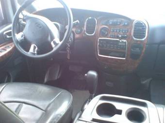 2002 Hyundai Starex Pictures