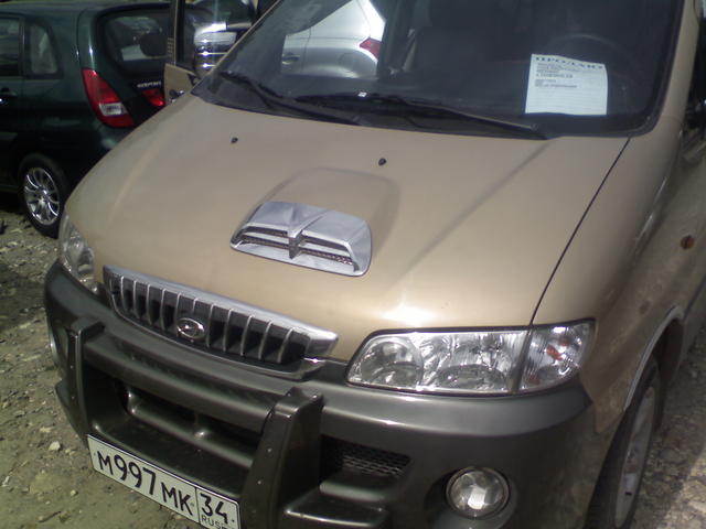 2002 Hyundai Starex