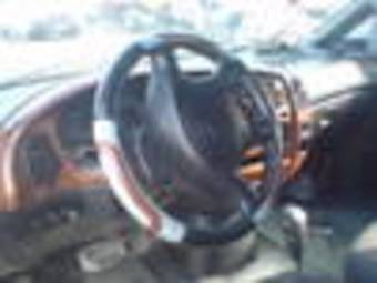 2002 Hyundai Starex Images