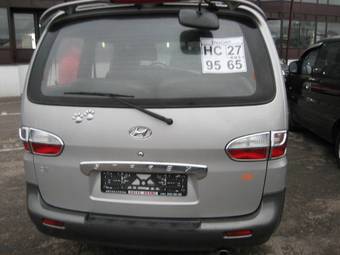 2002 Hyundai Starex Pictures