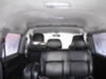 2002 Hyundai Starex Photos