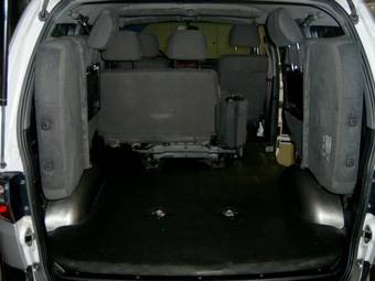 2002 Hyundai Starex Pics