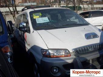 2002 Hyundai Starex Pictures