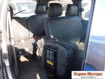 2002 Hyundai Starex Photos
