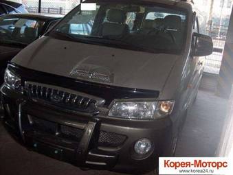 2002 Hyundai Starex Photos