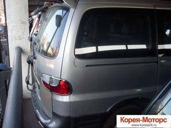2002 Hyundai Starex Pictures