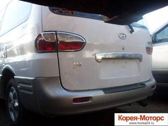 2002 Hyundai Starex Pictures